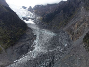 研究揭示了乌鲁木齐冰川大气驱动的冰川质量损失变化