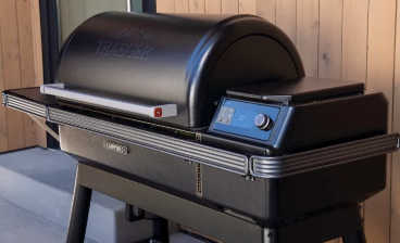 Traeger重新设计的Ironwood烤架包含触摸屏控制和更高的效率