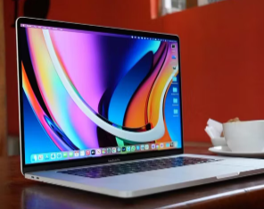 购买配备M1Max芯片的16英寸MacBookPro最多可节省1600美元