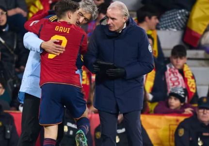 加维膝盖严重受伤后西班牙主教练拒绝巴塞罗那的投诉