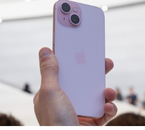 苹果的iPhone16可能配备类似iPhoneX的摄像头凸起和电容式按钮
