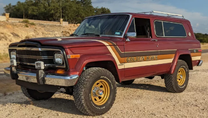Jeep切诺基金鹰将80年代风格带入现代世界