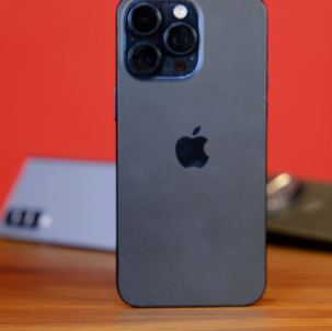 据报道苹果的iPhone17将配备更好的防刮显示屏