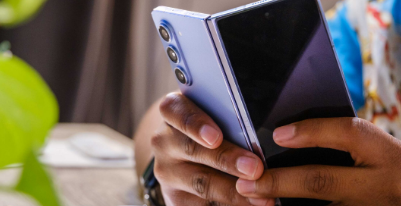 三星今年可能发布GalaxyZFold6Ultra智能手机